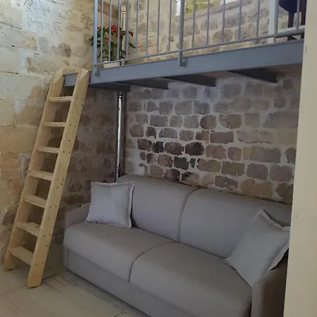Dama Apartmán